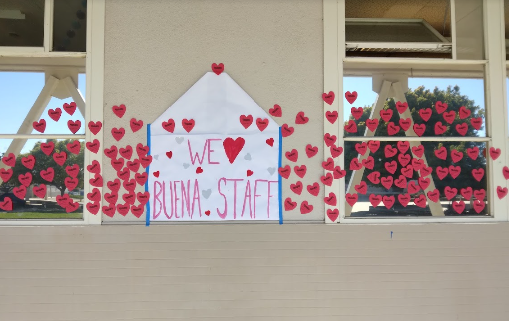 ASB spreads love on campus for Valentines Day