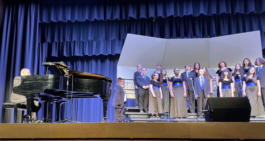 Choir returns with their 7th Buena High School Vocal Showcase. 