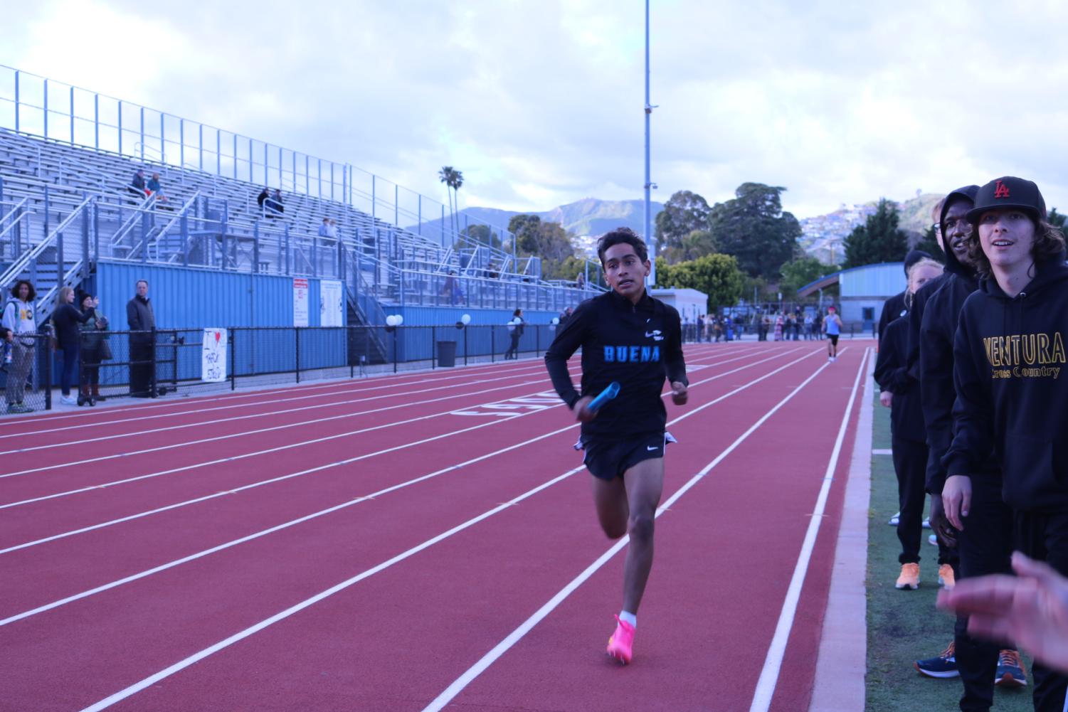 PHOTOSTORY: Buena faces off Ventura cougars on the track