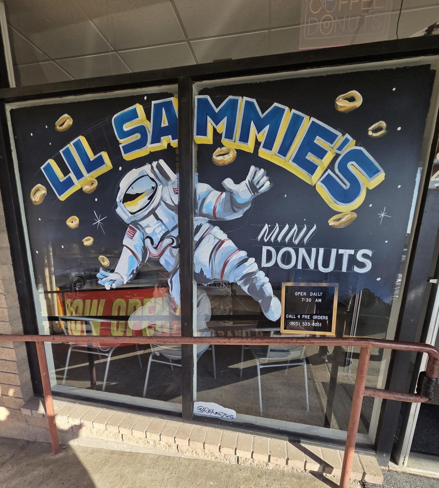 Lil’ Sammie’s: a nostalgic slip in East Ventura, bringing smiles from miles around