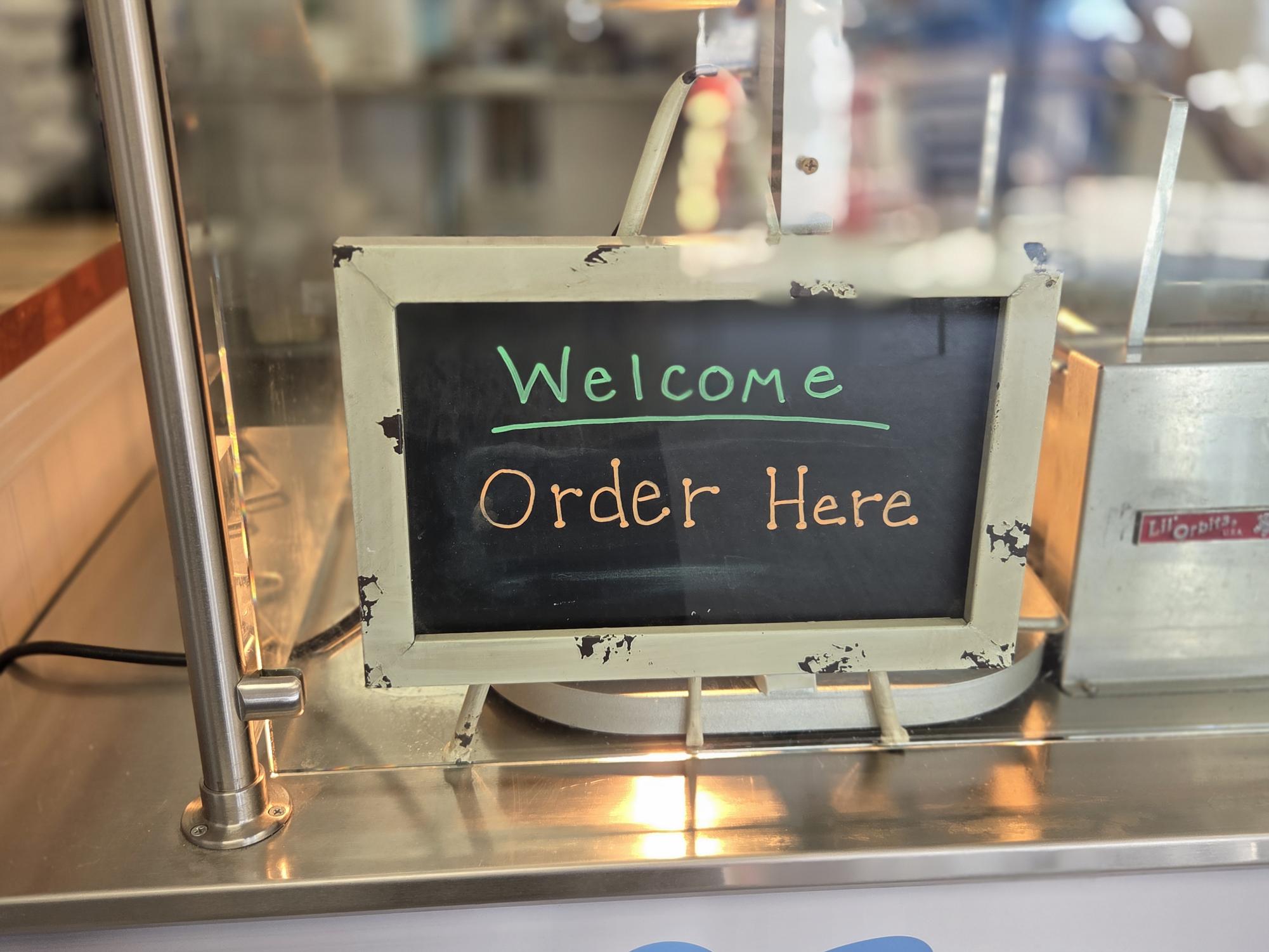 Lil’ Sammie’s: a nostalgic slip in East Ventura, bringing smiles from miles around