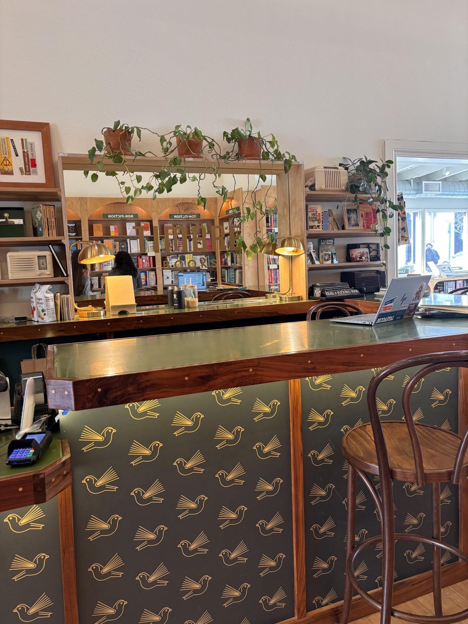 Timbre bookstore: A staple for Ventura’s book lovers