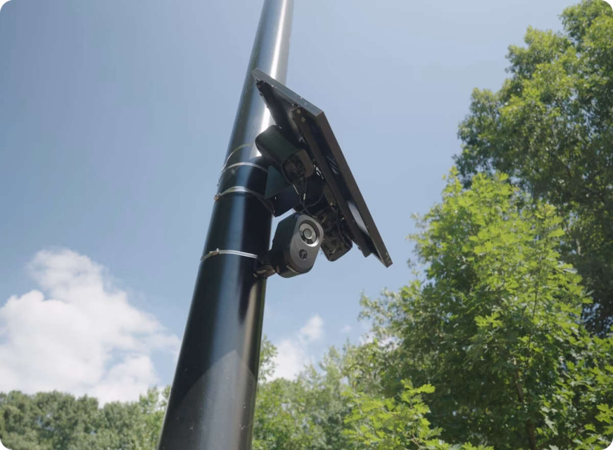 Flock LPR camera mounted onto a pole.
